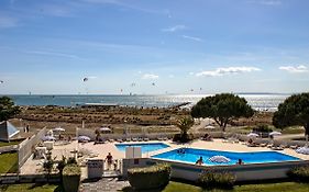 Rivages D'ulysse Port Camargue